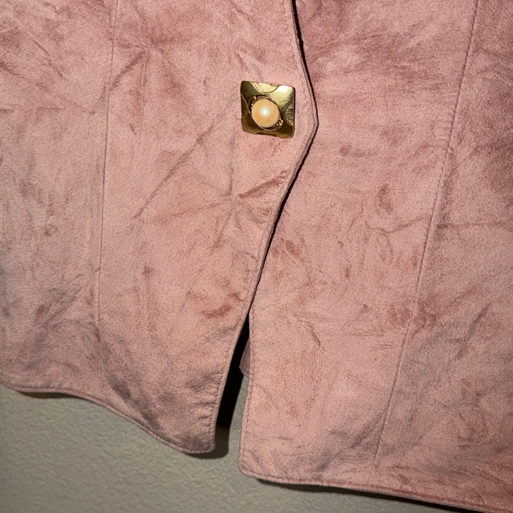 Vintage Dusty pink suede blazer by Danier - Picture 2 of 6